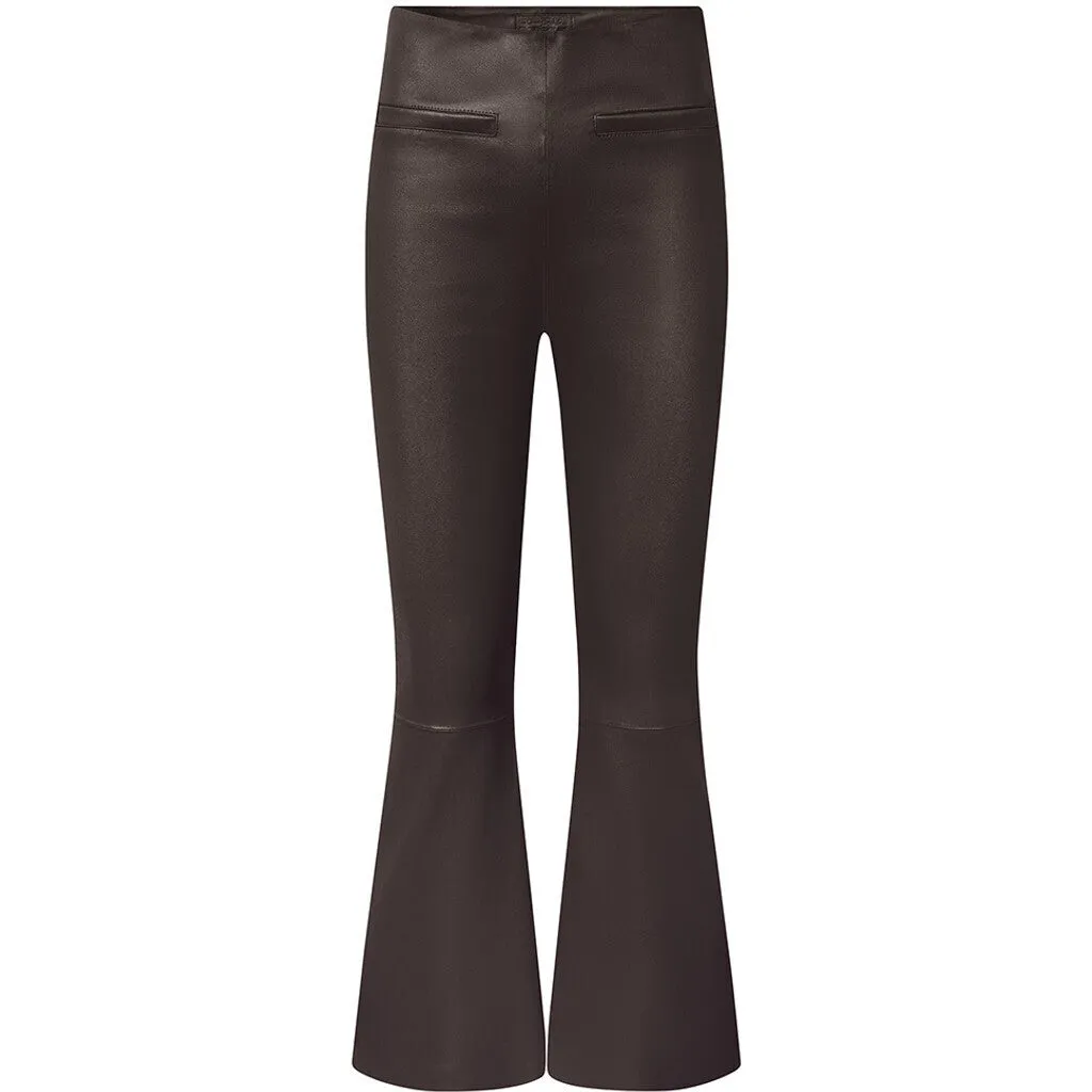 Ava RW flare pants with stretch in soft leather quality / 50896 - Chocolate